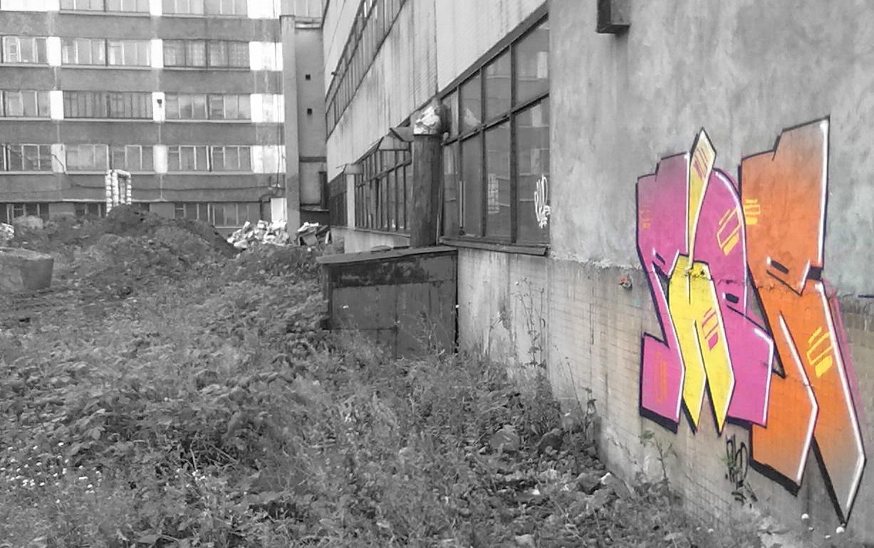 Graffiti Bombing - Photo by PherZo