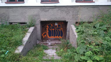 Graffiti Bombing - Photo by PherZo