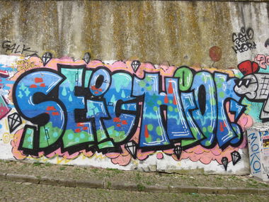 Graffiti Wall in Lisboa - Photo by Photographer - Lisboa, Seio, Hior