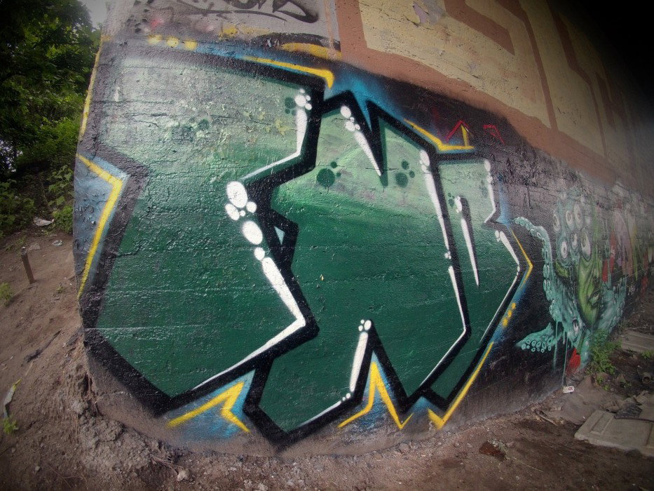 Graffiti Wall in Russia - Photo by Phreesker - tnb, frisk, phreesk