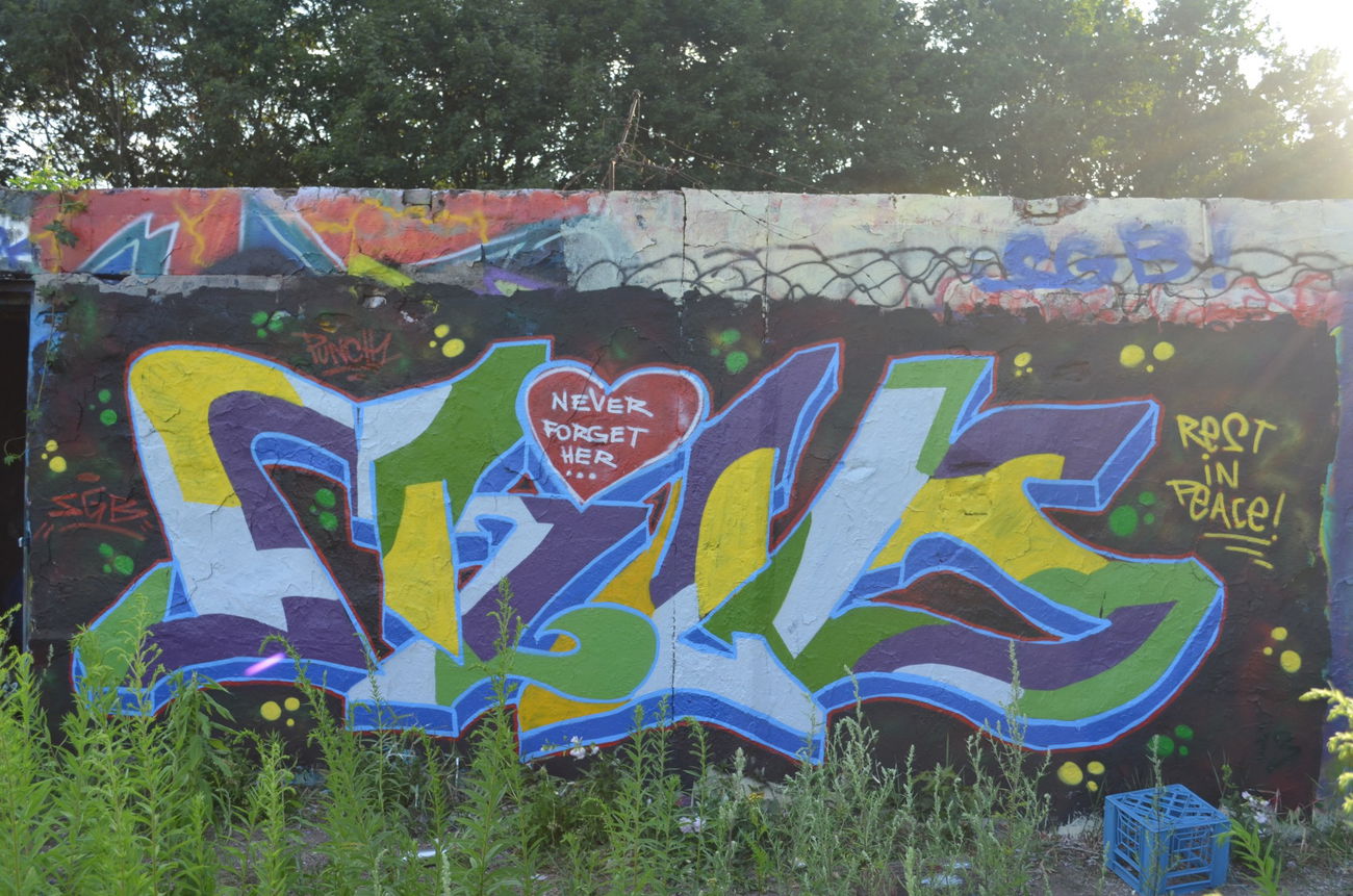 Graffiti Wall - Photo by Phunkone (2014)