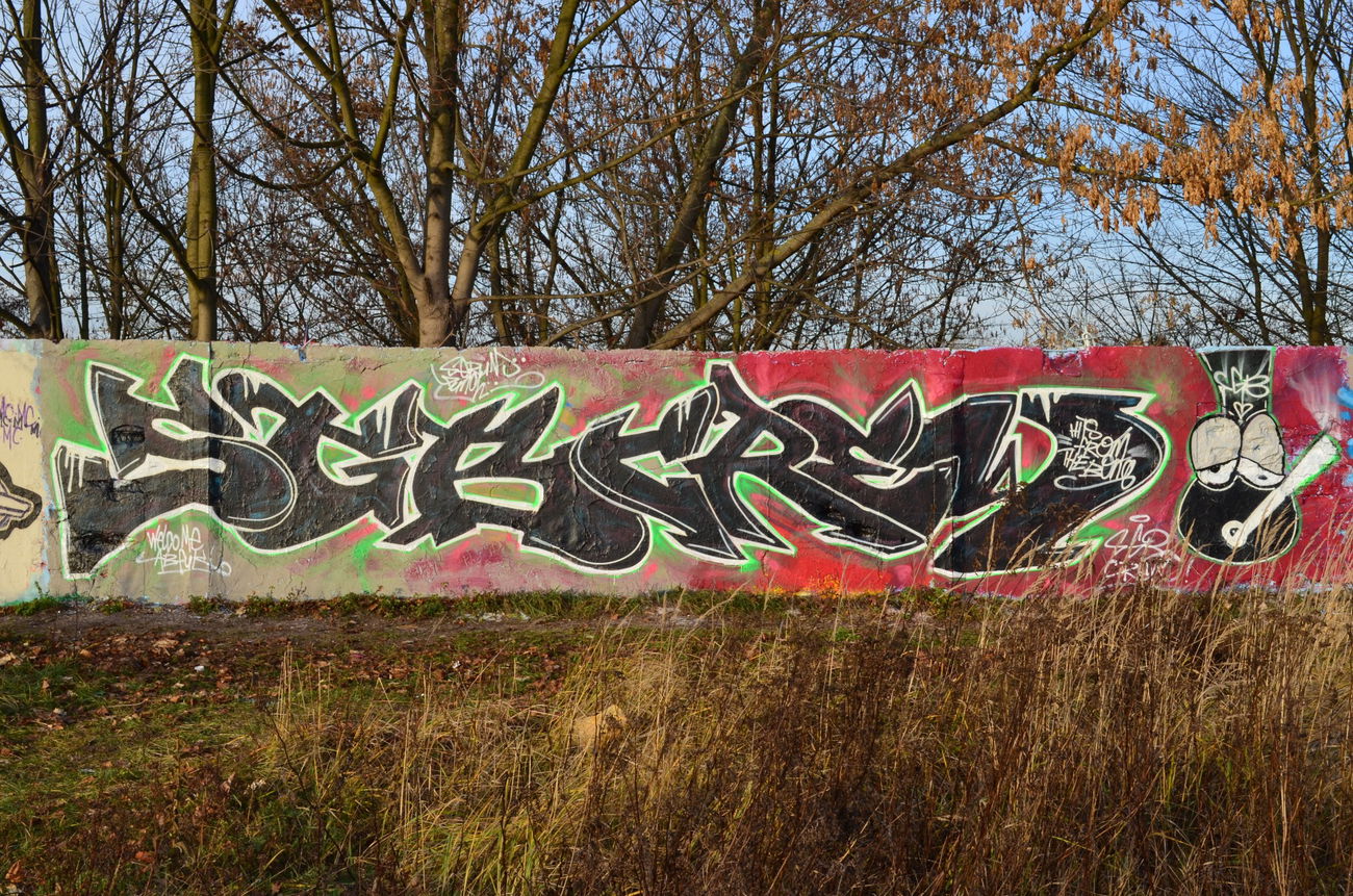 Graffiti Wall - Photo by Phunkone (2013)