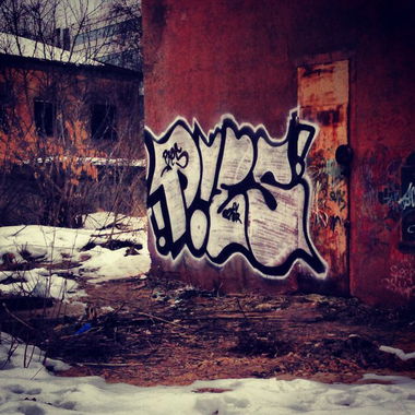 Graffiti Bombing - Photo by Pies_one - pies (2014)