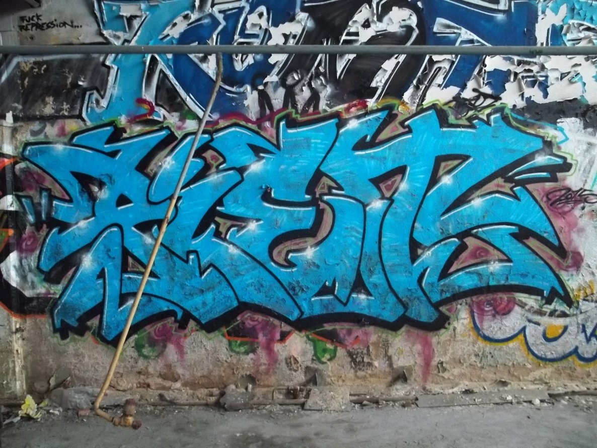 Graffiti Wall - Photo by PietArt - piet