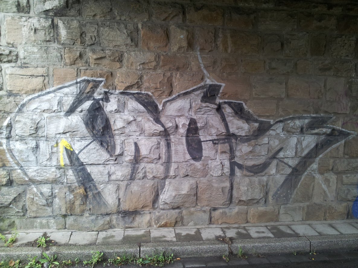 Graffiti Bombing - Photo by Pillepalle - MOS