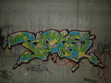 Graffiti Bombing - Photo by Pillepalle - REKS21