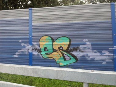 Graffiti Bombing - Photo by Pillepalle