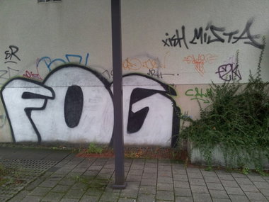 Graffiti Bombing - Photo by Pillepalle - ISH, FOG