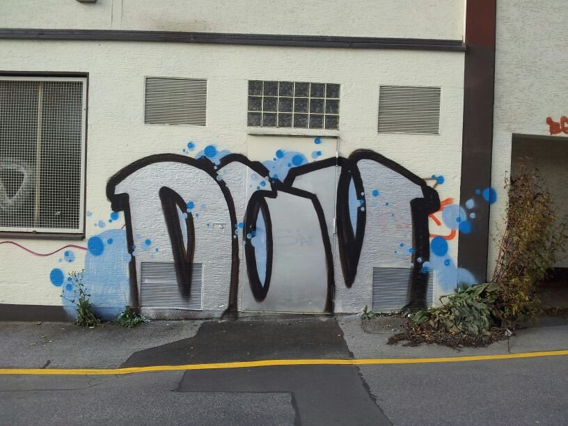 Graffiti Bombing - Photo by Pillepalle - DCV