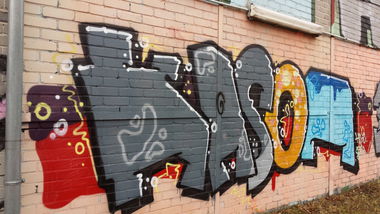 Graffiti Bombing - Photo by Pillepalle - Kason