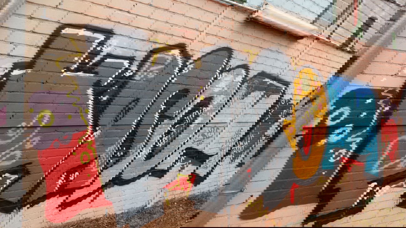 Graffiti Bombing - Photo by Pillepalle - Kason