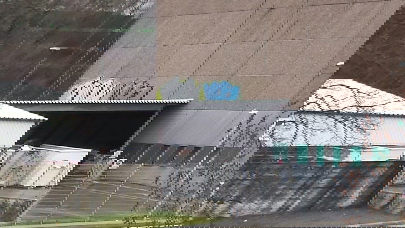 Graffiti Bombing - Photo by Pillepalle