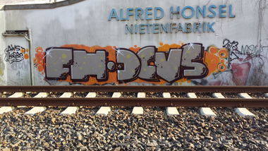 Graffiti Bombing - Photo by Pillepalle - DCV