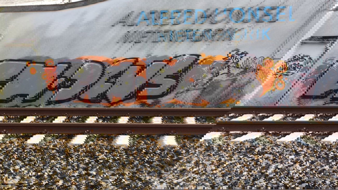 Graffiti Bombing - Photo by Pillepalle - DCV