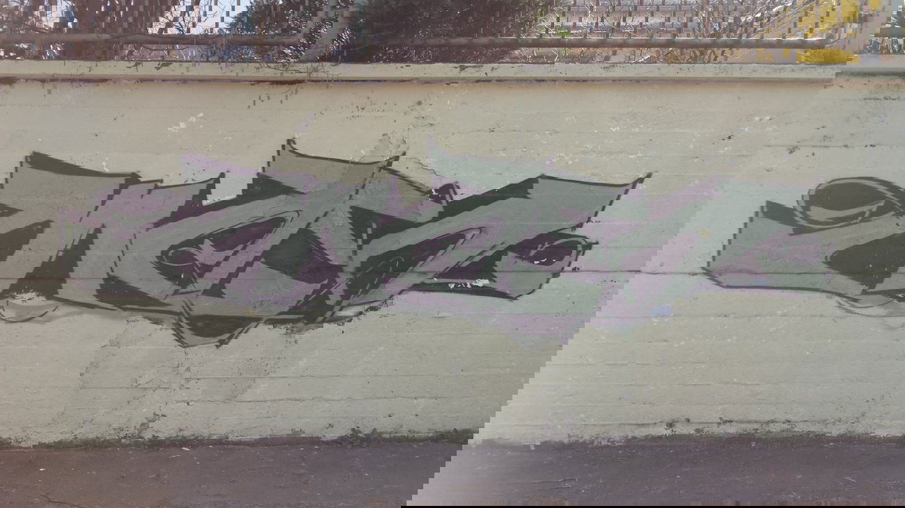 Graffiti Wall - Photo by Pillepalle