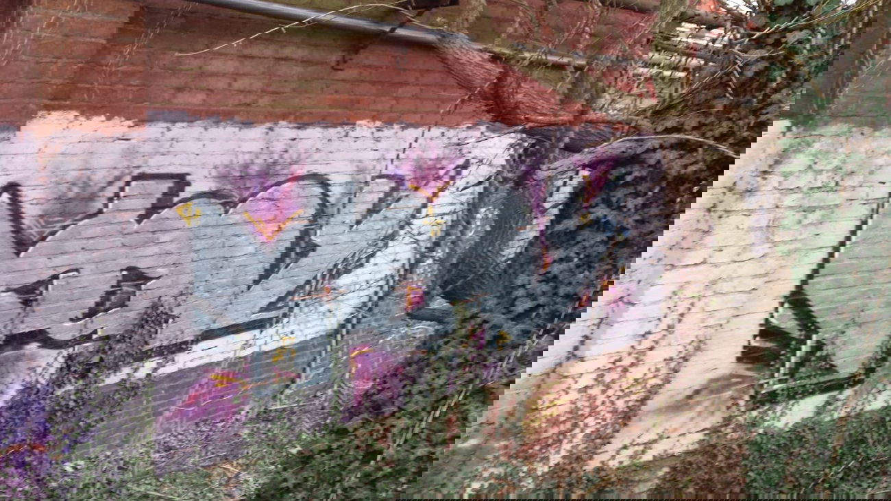 Graffiti Wall - Photo by Pillepalle