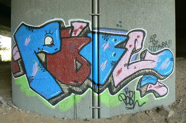 Graffiti Wall - Photo by PinaColadaSong - PÖBL (2010)