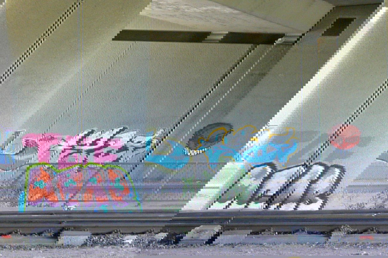 Graffiti Bombing in Osnabrück - Photo by PinaColadaSong - EPOZ, WCMF, ACAB (2008)