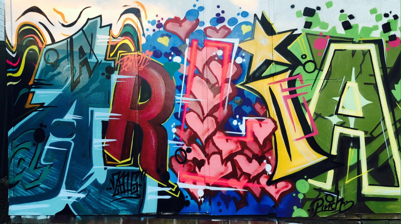 Graffiti Wall - Photo by Pincho1