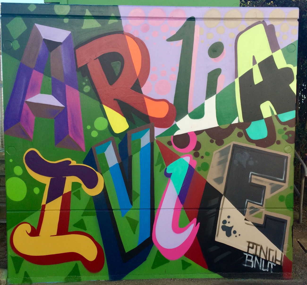 Graffiti Wall - Photo by Pincho1