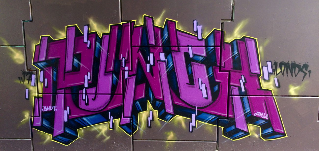 Graffiti Wall - Photo by Pincho1