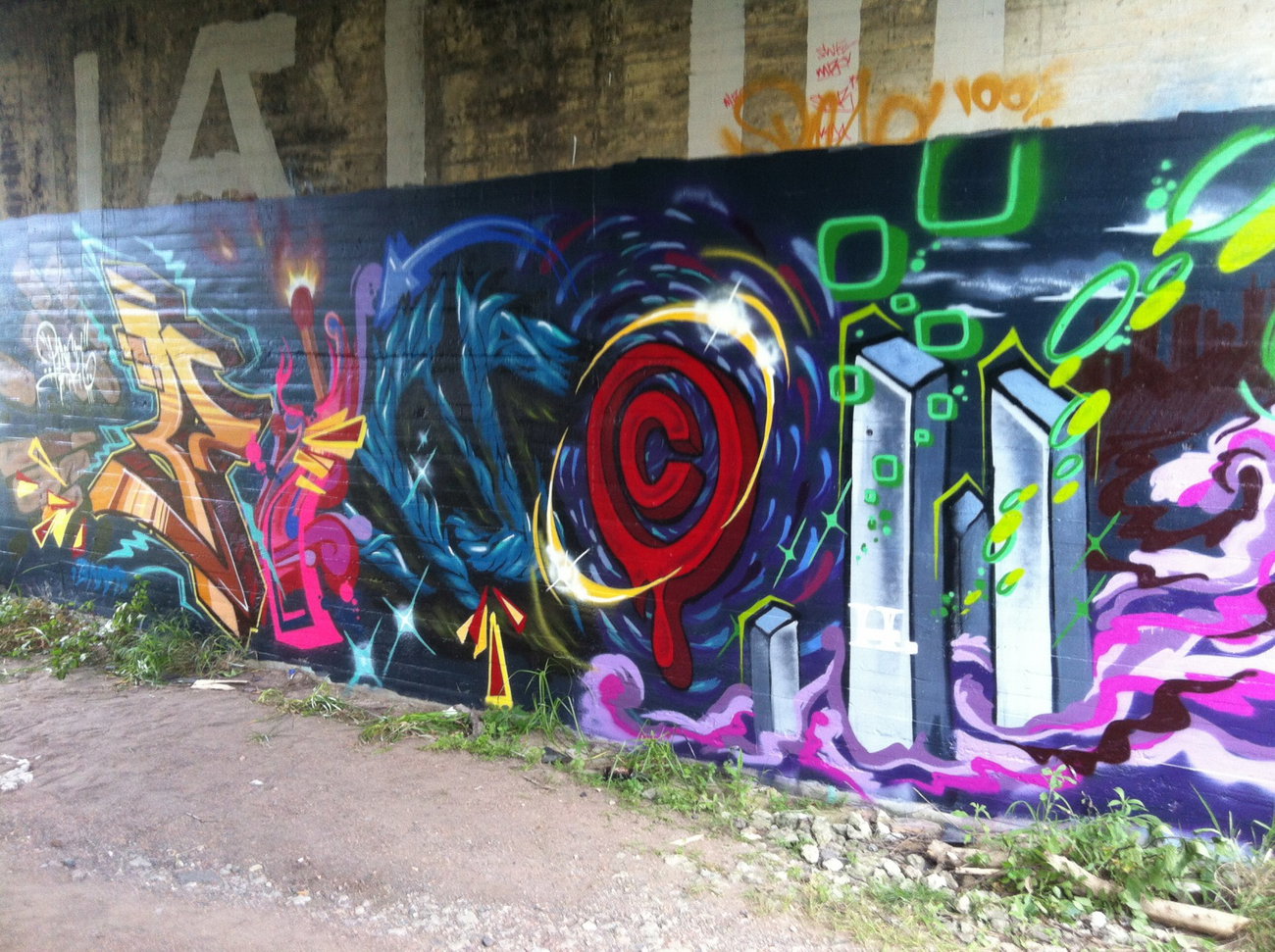 Graffiti Wall - Photo by Pincho1