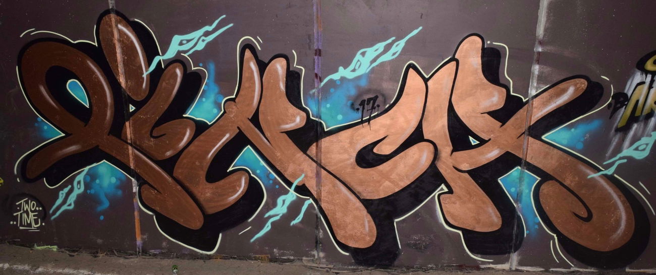 Graffiti Wall - Photo by Pincho1