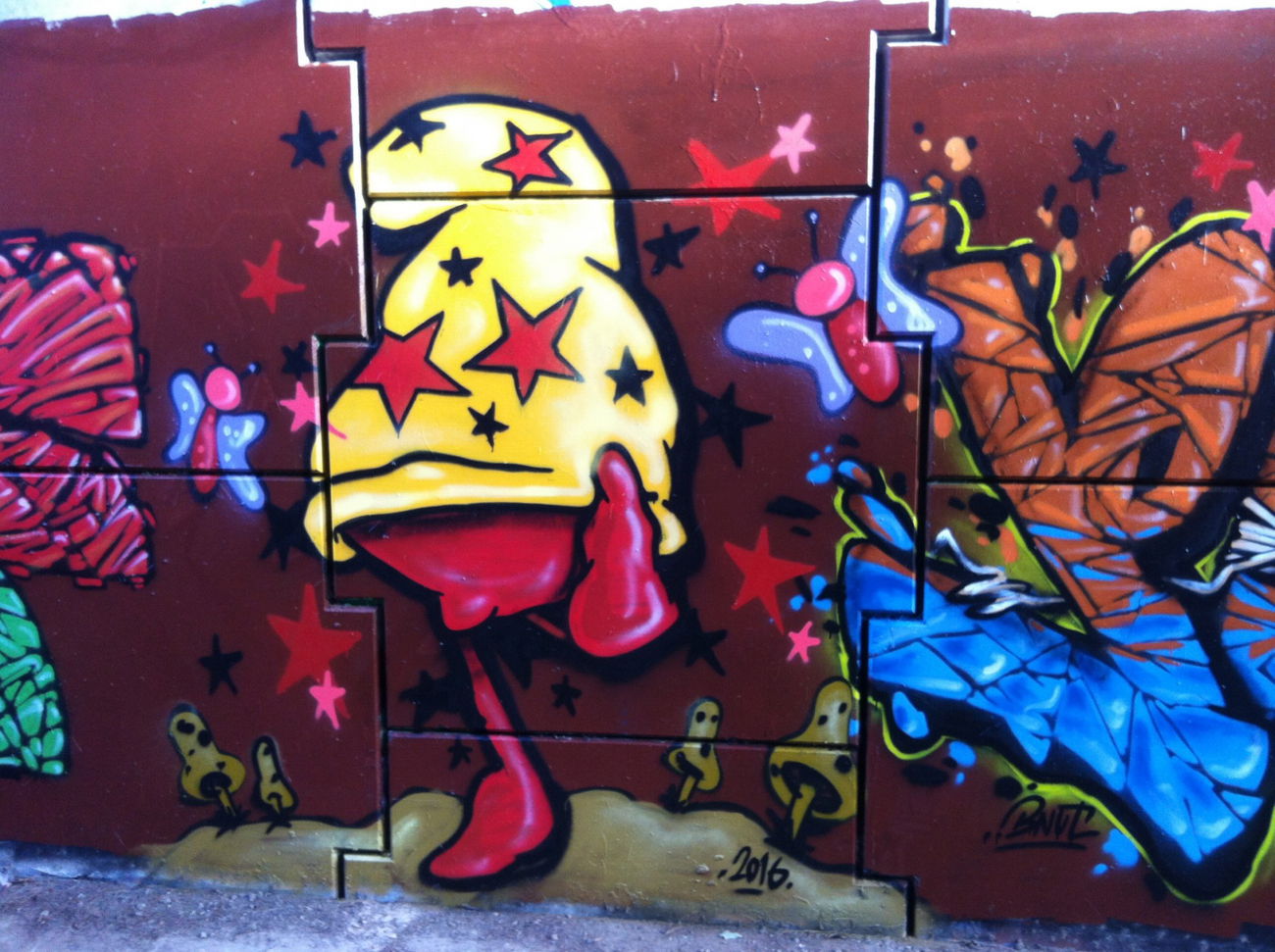 Graffiti Wall - Photo by Pincho1