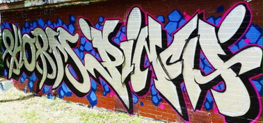 Graffiti Wall - Photo by Pincho1