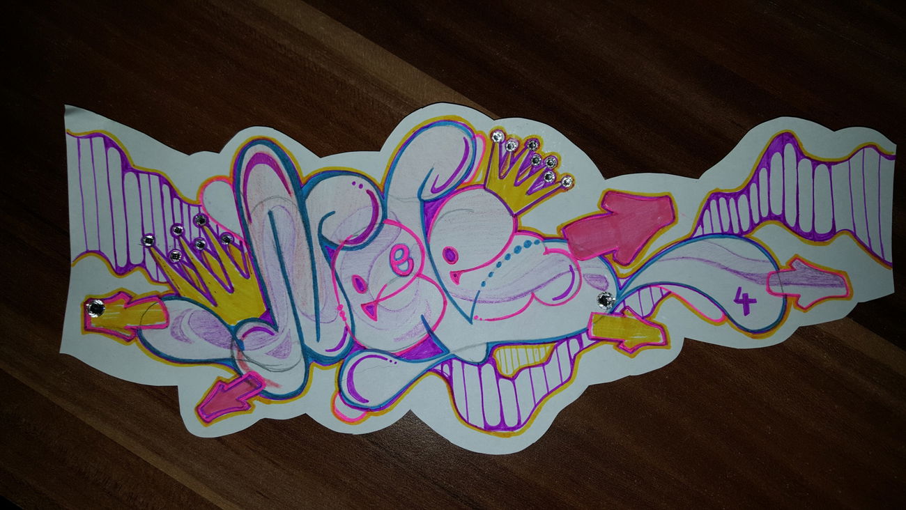 Graffiti Sketch - Photo by Pinguinmann76 - neele