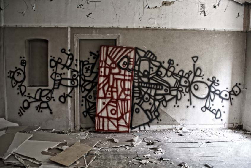 Graffiti Wall - Photo by Piotr