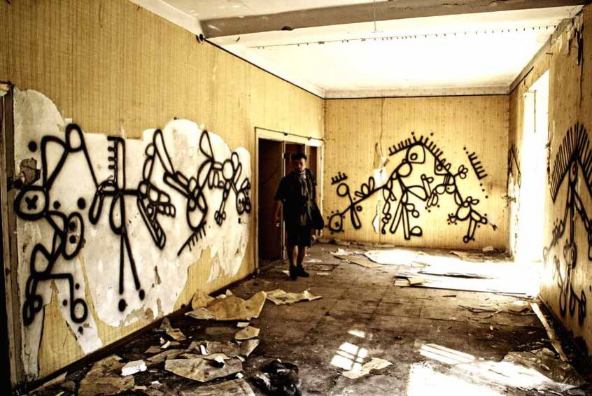 Graffiti Wall - Photo by Piotr