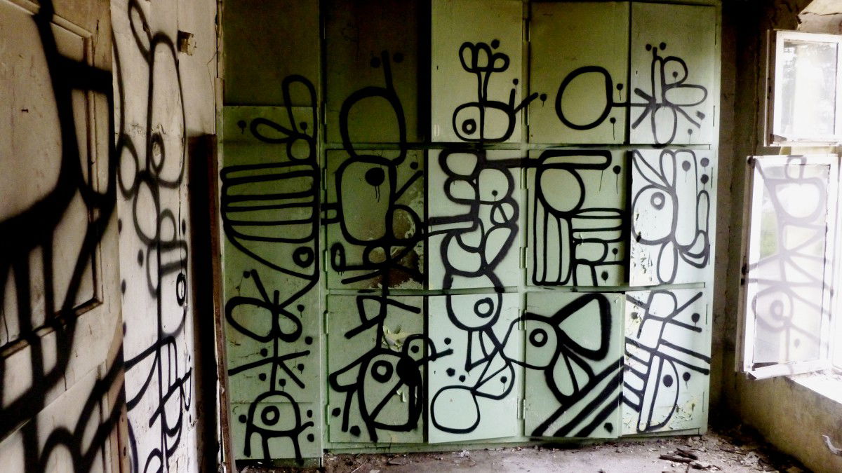 Graffiti Artwork - Photo by Piotr