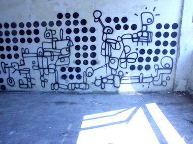 Graffiti Artwork - Photo by Piotr