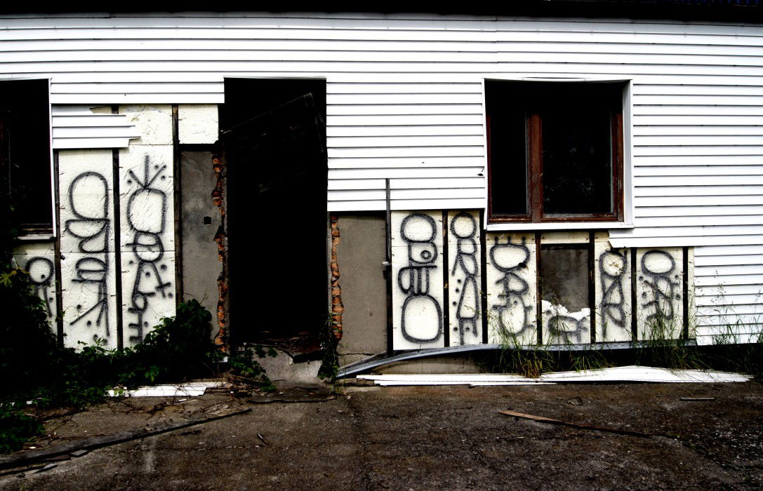 Graffiti Artwork - Photo by Piotr