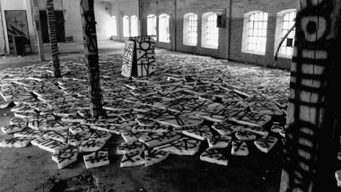 Graffiti Artwork - Photo by Piotr