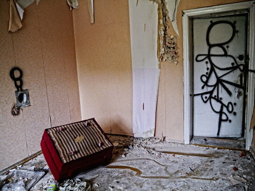 Graffiti Wall - Photo by Piotr