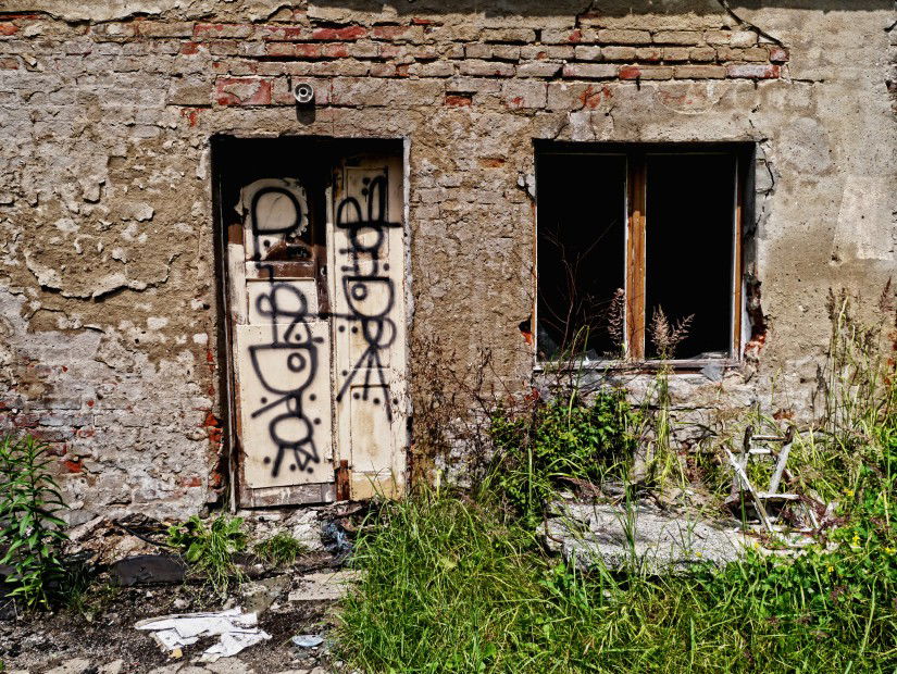 Graffiti Wall - Photo by Piotr