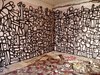 Graffiti Wall - Photo by Piotr