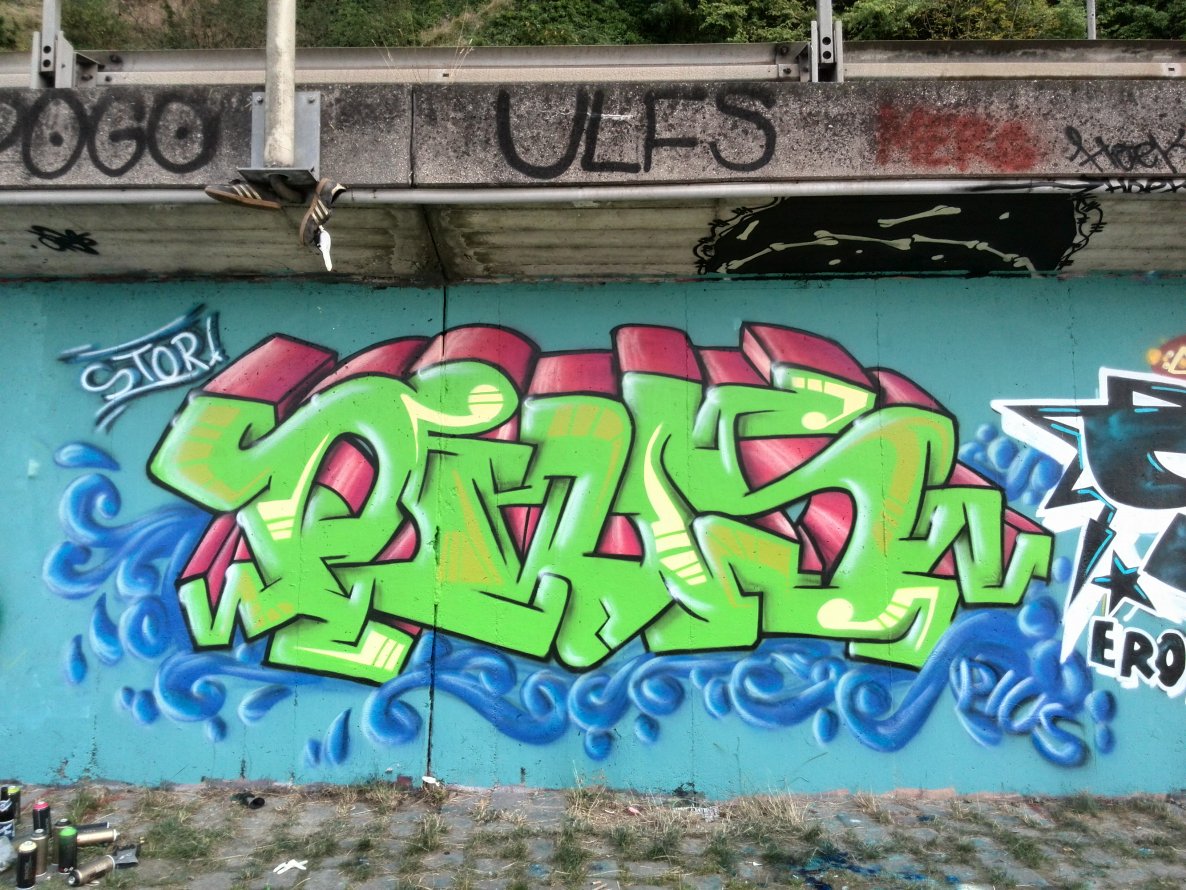 Graffiti Wall - Photo by Pius - Linz, hall, pius (2014)