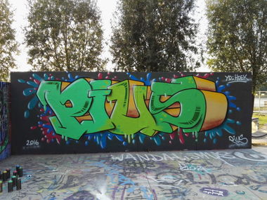 Graffiti Wall - Photo by Pius (2016)