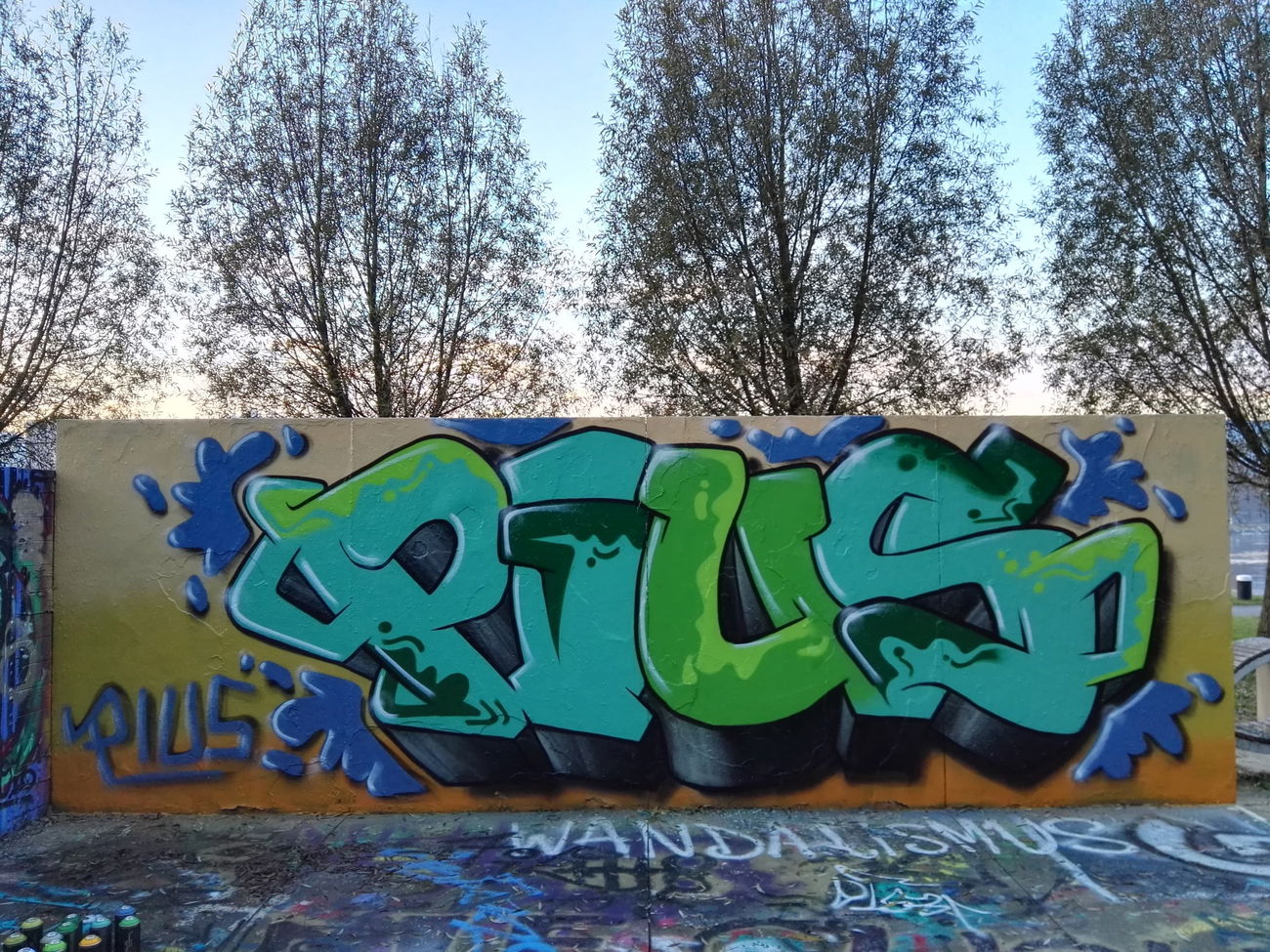 Graffiti Wall - Photo by Pius (2016)