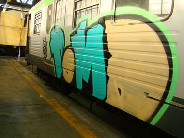 Graffiti Train - Photo by Pomd - Pomd