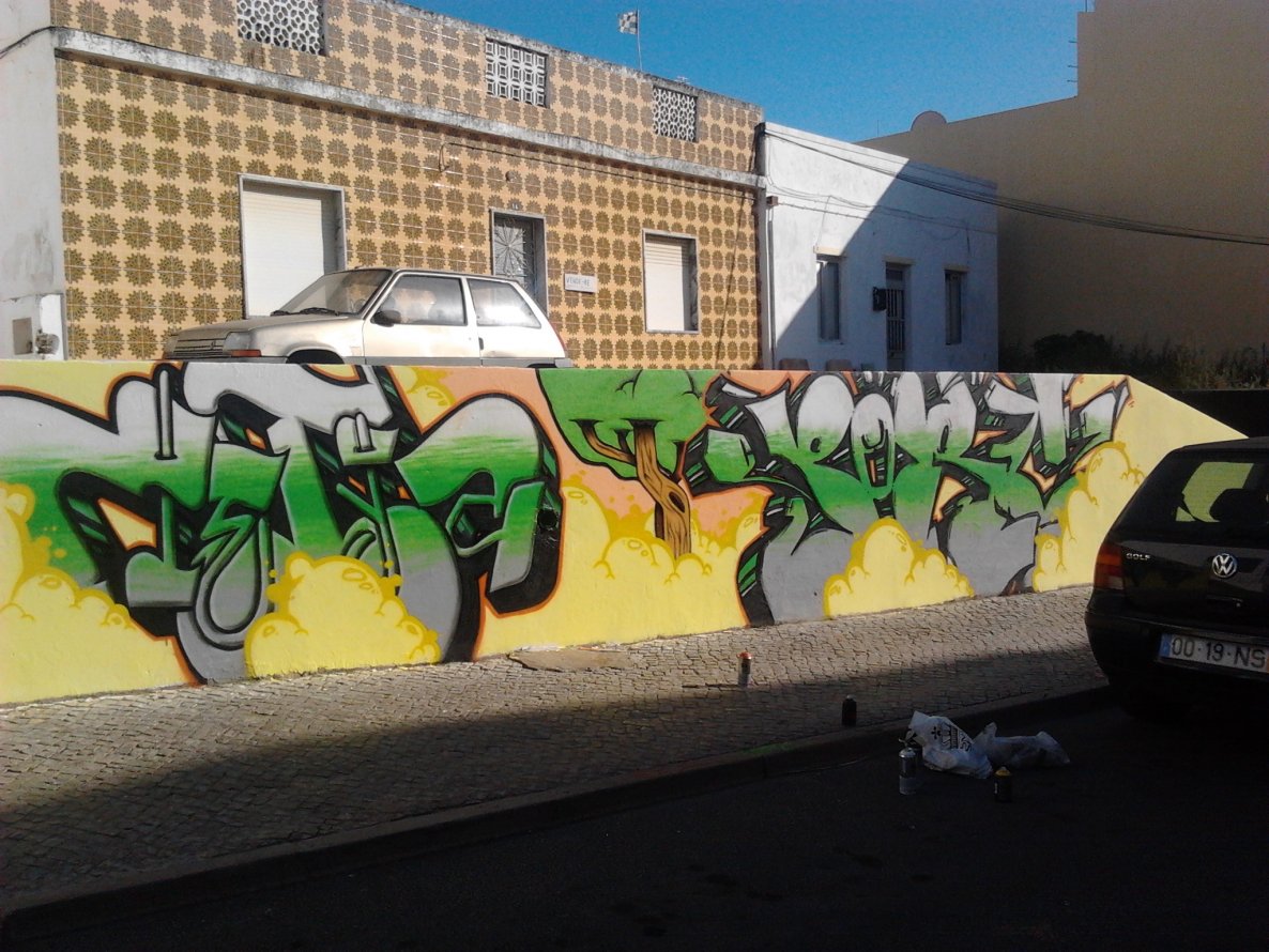 Graffiti Wall in Portugal - Photo by PorcOnoner