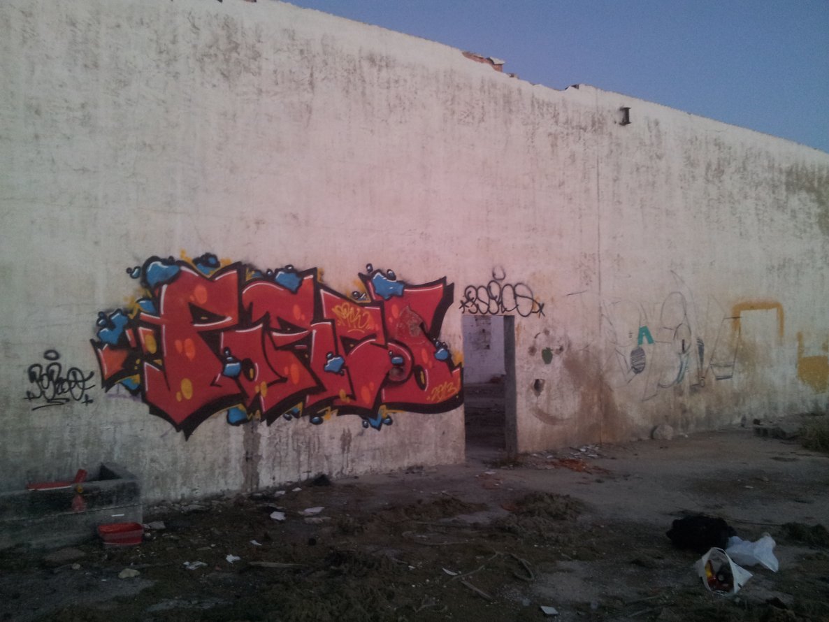 Graffiti Wall - Photo by PorcOnoner