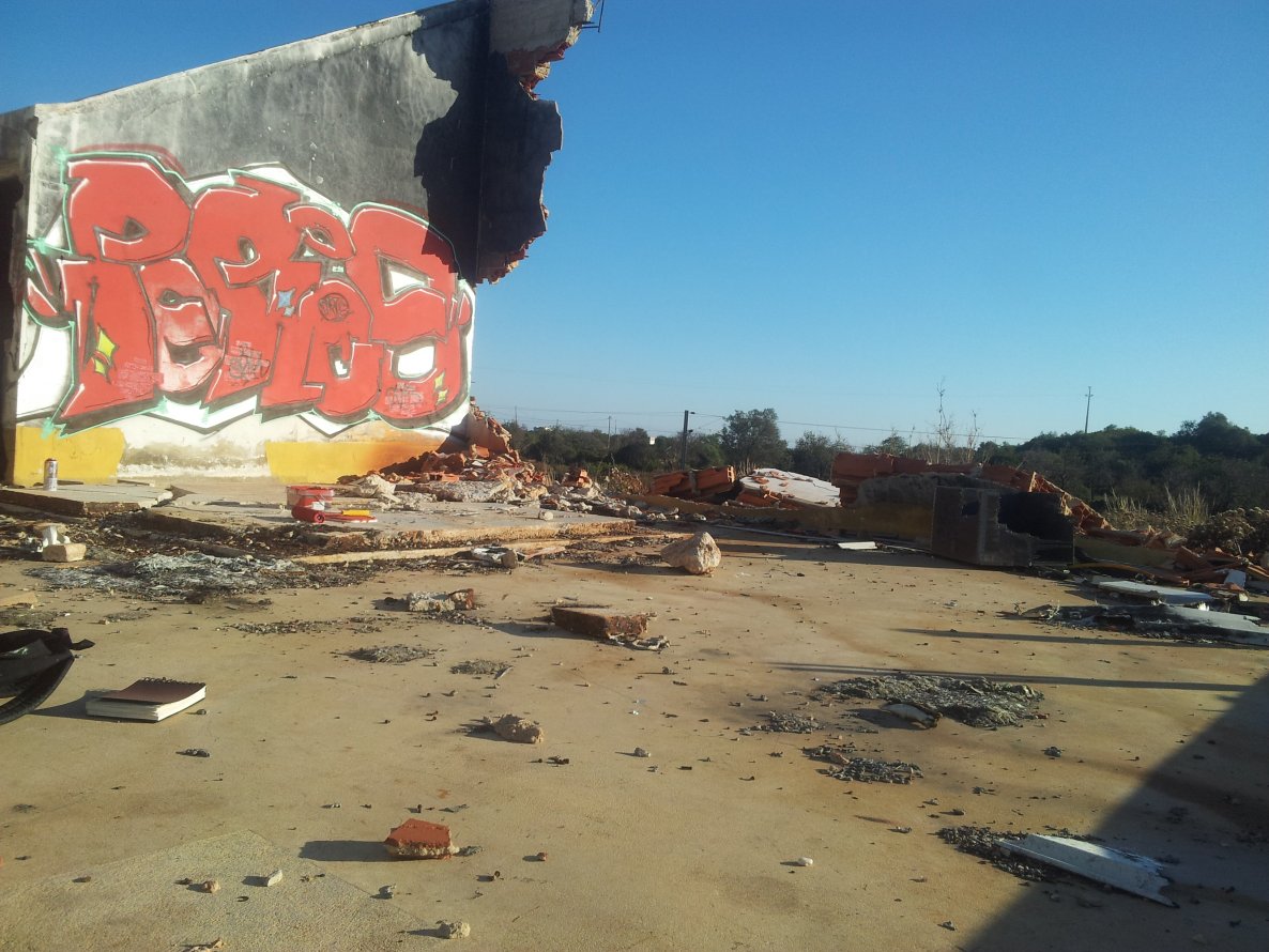 Graffiti Train - Photo by PorcOnoner