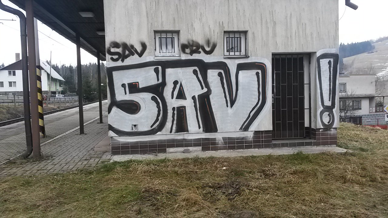 Graffiti Bombing - Photo by Prepnutymarak - SAV (2014)