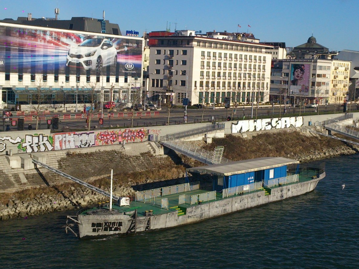 Graffiti Wall - Photo by Prepnutymarak - SAV, 1WE, Diof (2014)