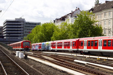 Graffiti Train in Hamburg - Photo by PrinceHamburg (2013)
