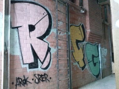 Graffiti Wall - Photo by Proletaria - rfg, arok, srer